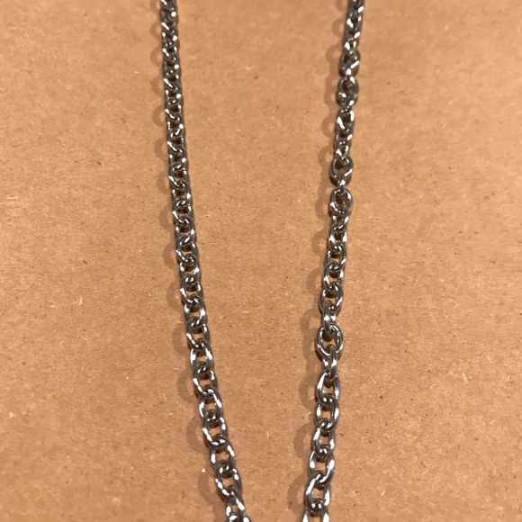 Brandy Melville Lock Necklace - Picture 3 of 4